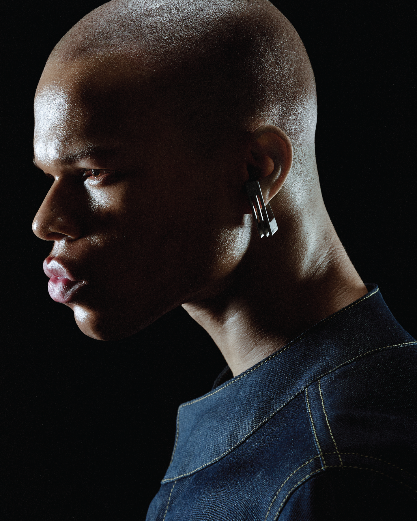 STAPLE EAR CUFF – MONOLITH E